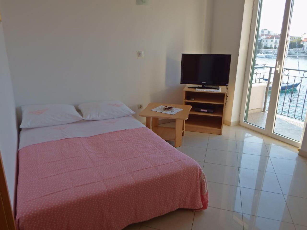 Apartament Direct At Sea Postira Zewnętrze zdjęcie